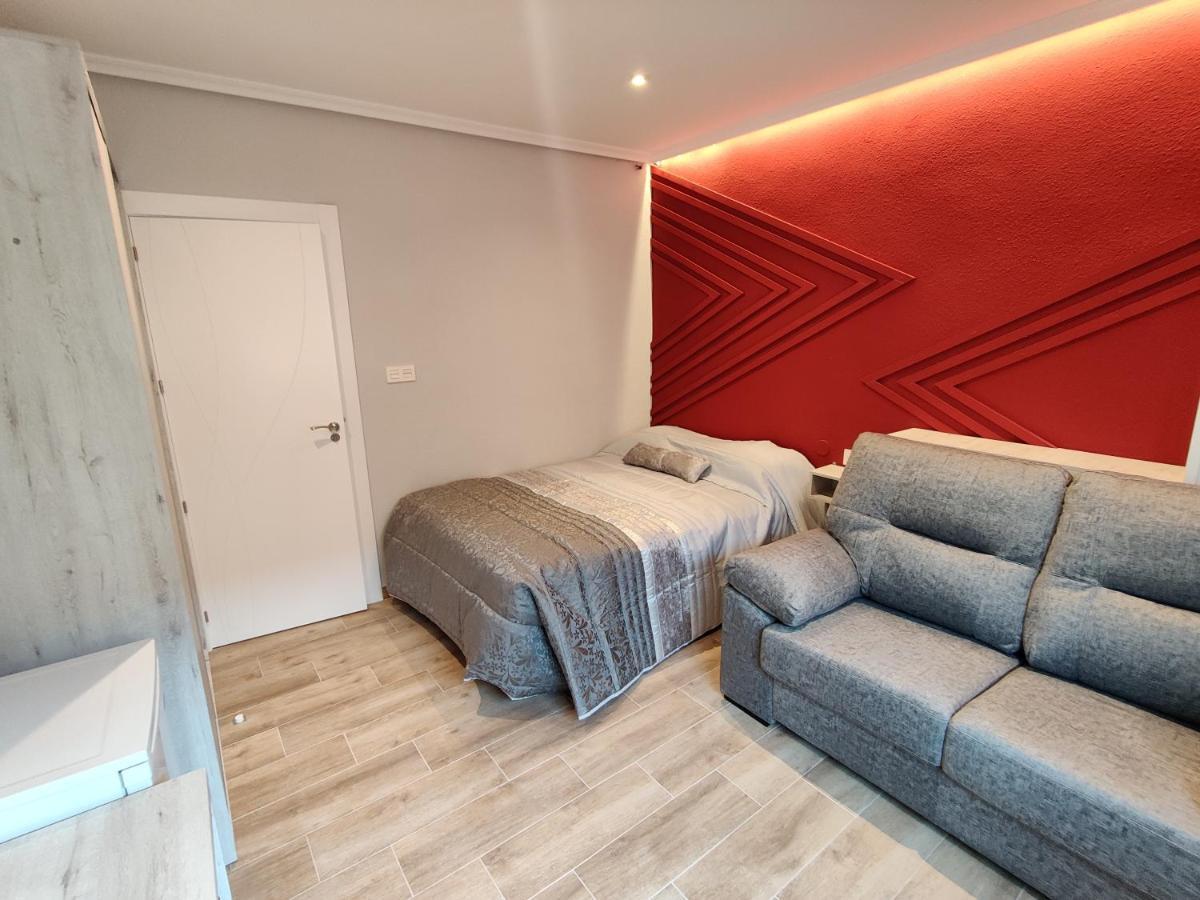 Duerme A Gusto - Tu Habitacion Acogedora En Torredonjimeno Exterior foto